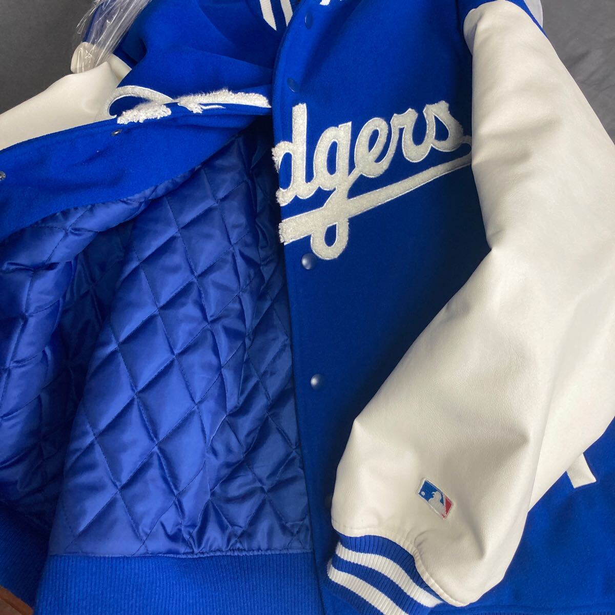 Los Angeles Dodgers スタジャンの画像7