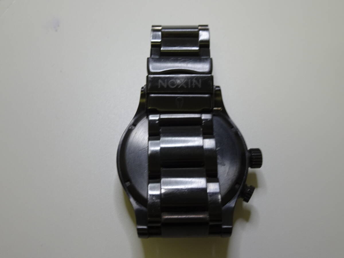 NIXON ニクソン THE 51-30 300M クオーツ メンズ腕時計 不動 動作未確認 ジャンク品 激安1円スタートの画像6