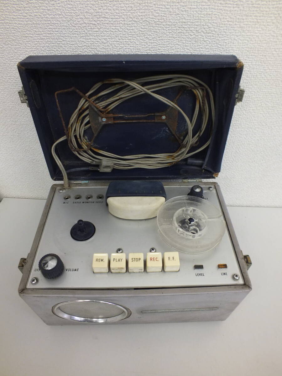 TOSHIBA 東芝 GT-31 テープレコーダー 音響機器 昭和レトロ アンティーク ジャンク 激安1円スタートの画像1