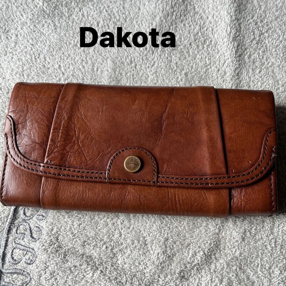 ★Dakota★ 長財布    ★美品★                   ★値下げしました★