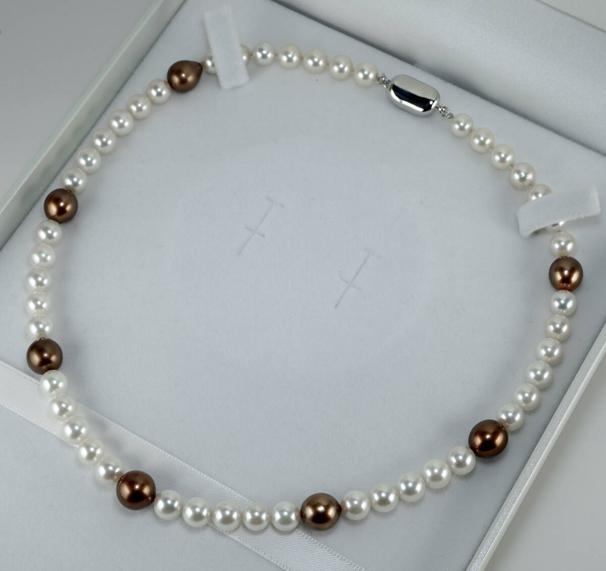 ▲天然タヒチパール 希少ショコラカラー 最高級 9.8mm アコヤパール 7.3mm SV 43cm ネックレス 宝石 ジュエリー jewelryの画像4