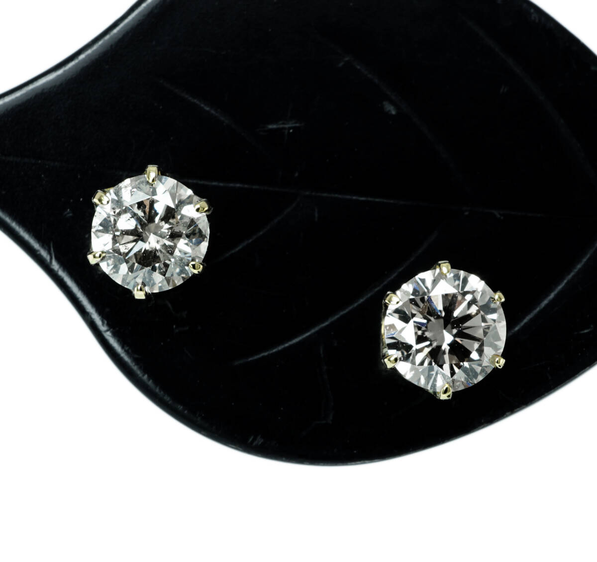 ▲新品自社製作 天然ダイヤモンド 最高級 SIクラス VERY GOOD相当 0.579ct K18 0.69g ピアス 宝石 ジュエリー jewelry