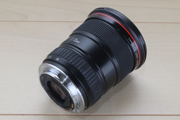 Canon ZOOM LENS EF 17-35mm 1:2.8 L ULTRASONIC レンズの画像3