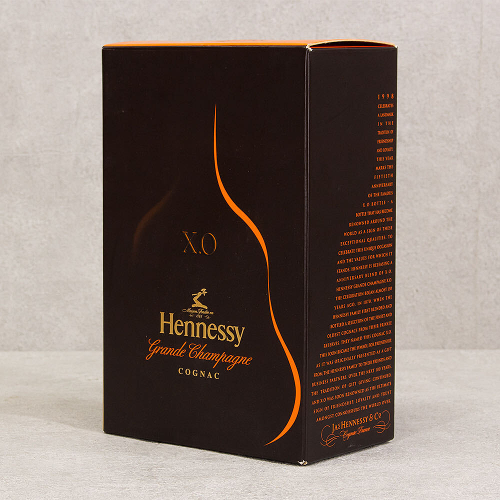 【Y-4】Hennessy XO ヘネシー XO 金キャップ クリアボトル コニャックブランデー 700ml 40％ 未開栓 箱付_画像2