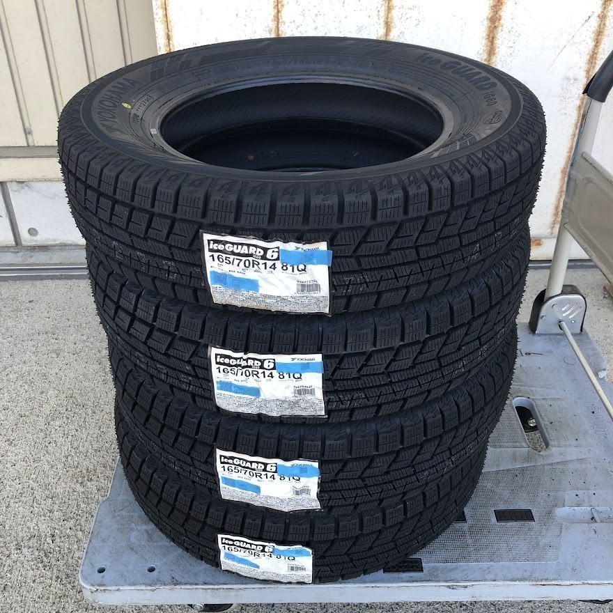 収納袋付 送料別 4本セット (LP0002.8) 165/70R14 81Q YOKOHAMA iceGUARD iG60 スタッドレスタイヤ 2020年～ 165/70/14の画像1