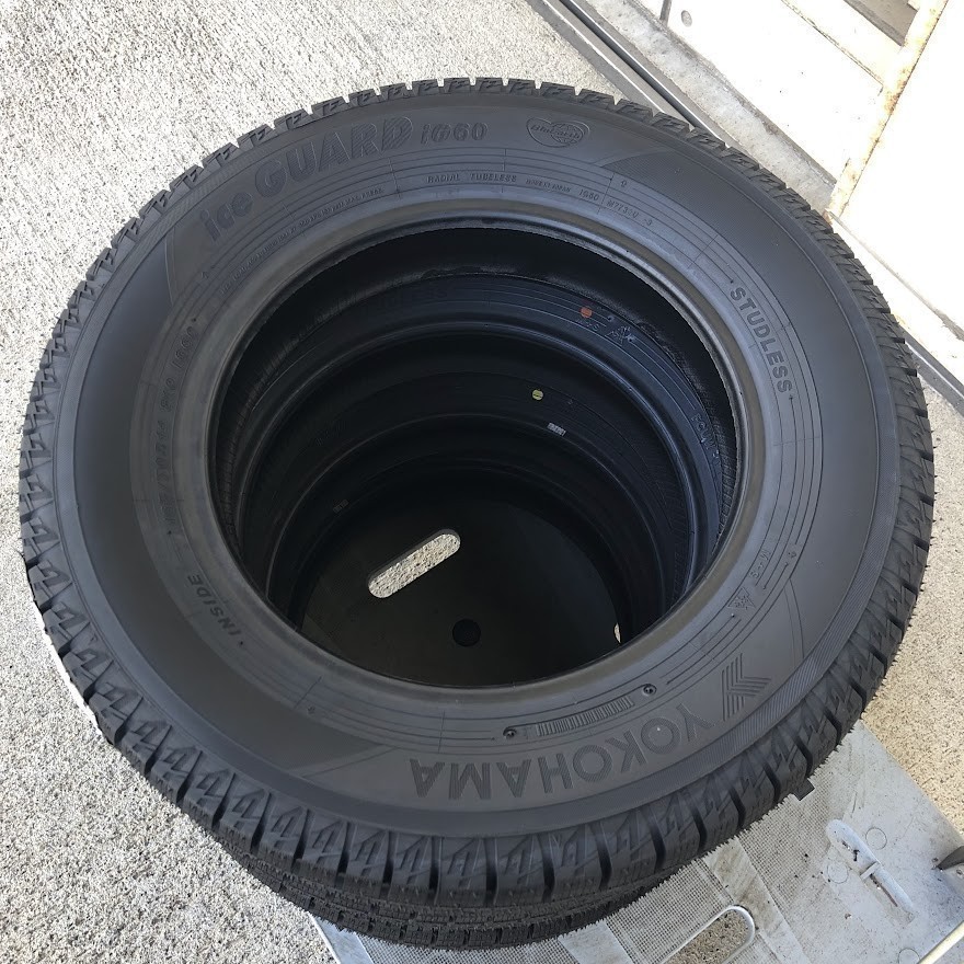 収納袋付 送料別 4本セット (LP0002.8) 165/70R14 81Q YOKOHAMA iceGUARD iG60 スタッドレスタイヤ 2020年～ 165/70/14の画像2