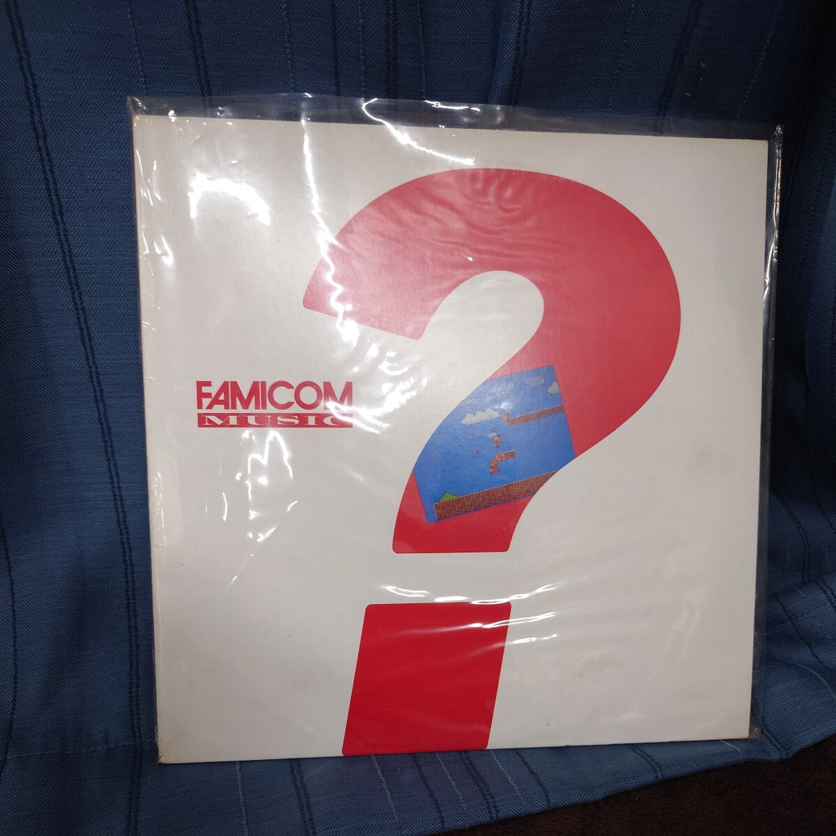 レコード FAMICOM MUSIC ファミコンミュージック 中古品 現状品の画像1