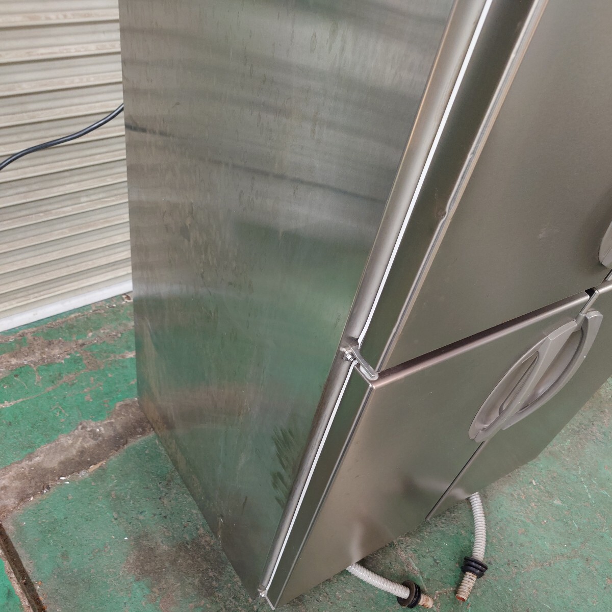 2019年製　フクシマ 　タテ型冷凍冷蔵庫　冷凍2室　ARN-092PM　中古品　現状品　厨房機器　傷汚れ凹み有り 100V 業務用 4ドア_画像10