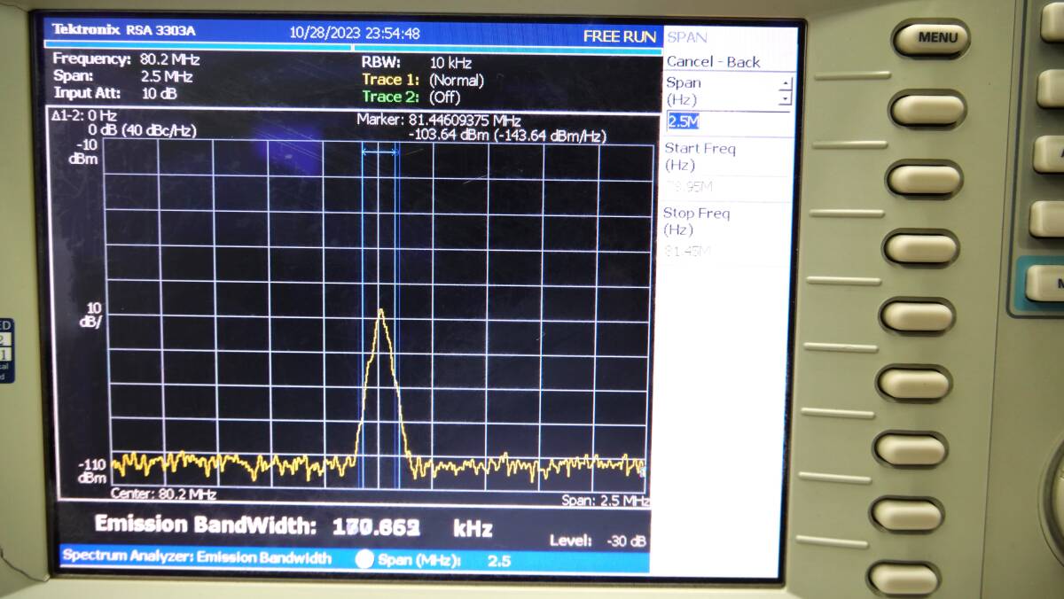 動作確認済 Tektronix RSA3303A スペクトラムアナライザー 3GHz Real-time Spectrum Analyzerの画像2