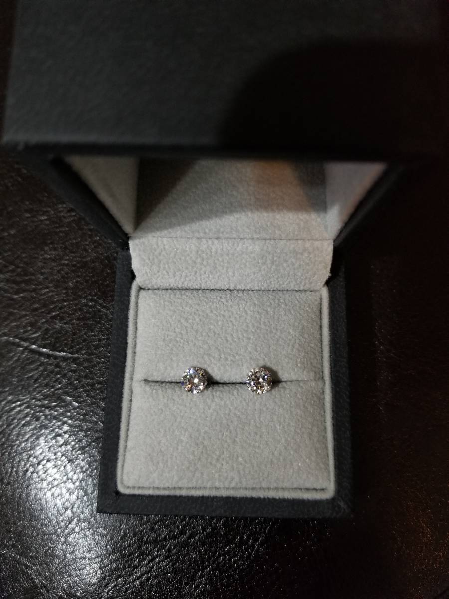 ※※★純正PT900★5mmシングル用★【◇プラチナ900★0.82ct’一級品’ダイヤモンド'ピアス☆片耳Pt◇】爪台座★ケース付き★メンズ※※の画像4