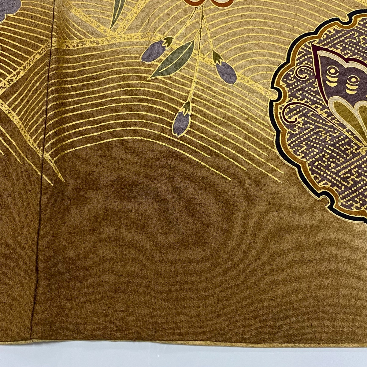  long-sleeved kimono length 167.5cm sleeve length 67.5cm L. snow wheel butterfly gold thread gold paint red tea silk preeminence goods [ used ]