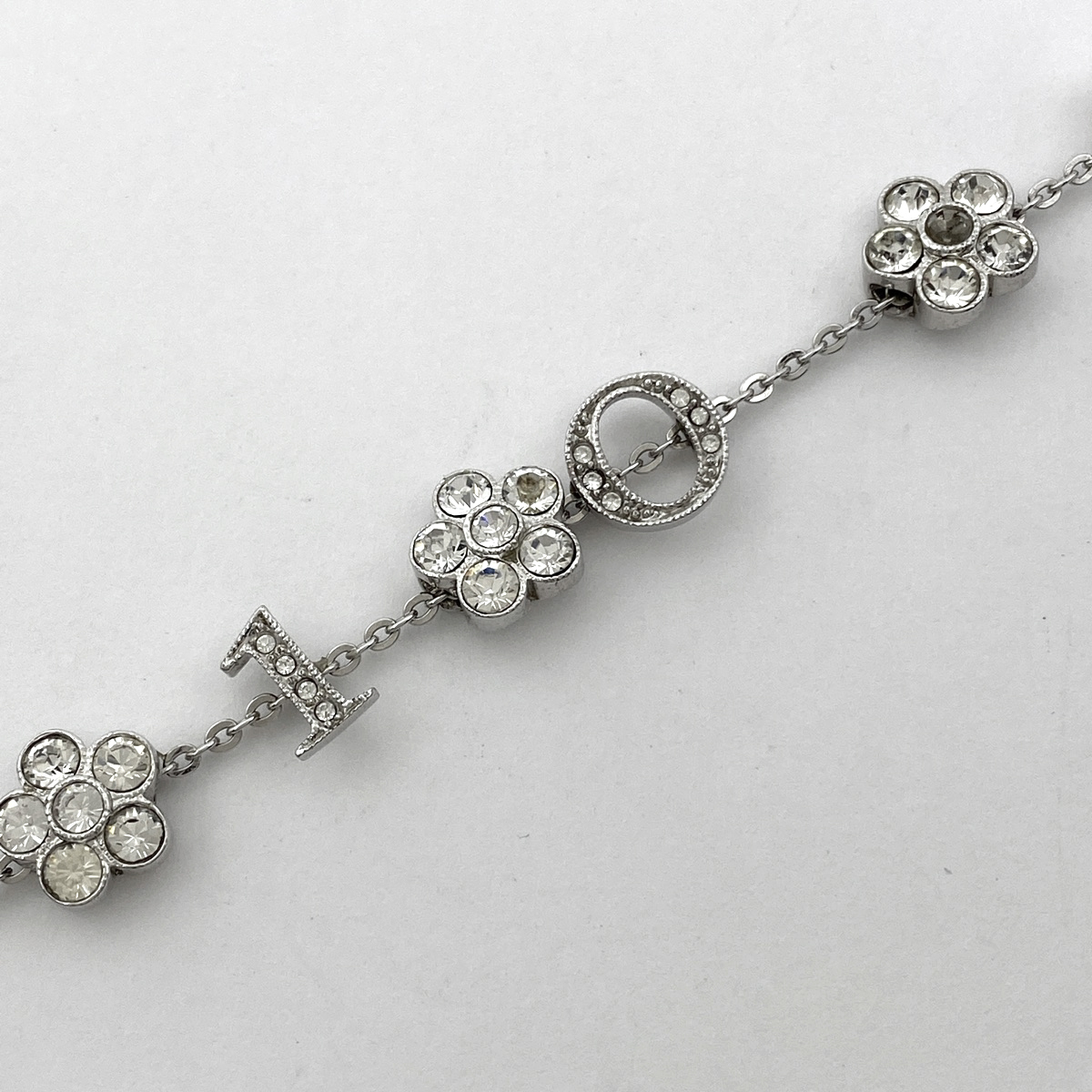 全国総量無料で Christian クリスチャンディオール 6120円 Dior ライン ロゴ ブレスレット