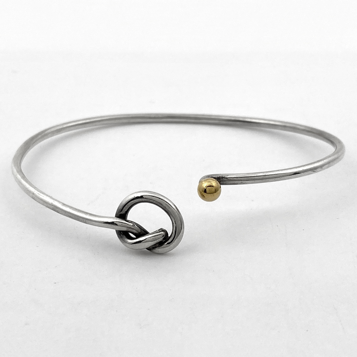 ティファニー TIFFANY&Co. フック&アイ ブレスレット ラブノット バングル ブレスレット シルバー925 750 シルバー レディース 【中古】 - ブレスレット ティファニー TIFFANY&Co. フック&アイ ブレスレット ラブノット バングル ブレスレット シルバー925 750 シルバー レディース 【中古】 - ブレスレット