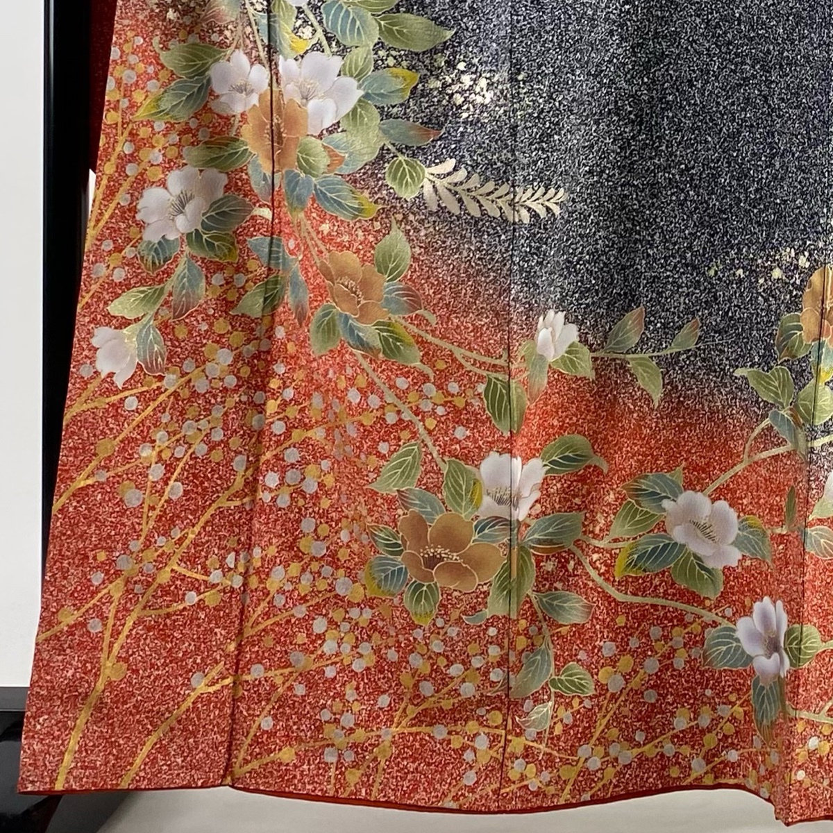  long-sleeved kimono length 163cm sleeve length 66cm M.. flower gold silver . dyeing dividing black ash silk name goods [ used ]