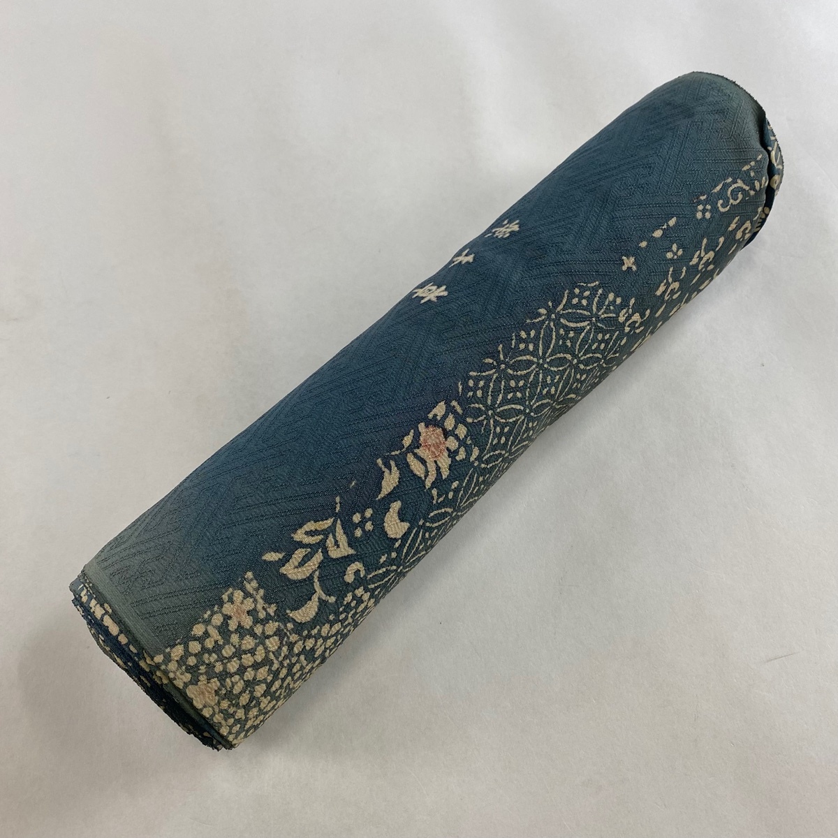 反物 秀品 小紋 花唐草 七宝 草木染 緑 正絹 【中古】_バイセル 14138_5