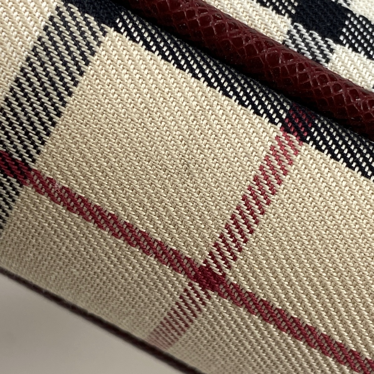 バーバリー BURBERRY ロゴ ショルダーバッグ チェック柄 ノバチェック キャンバス ベージュ ボルドー レディース 【中古】_バイセル 14172_3