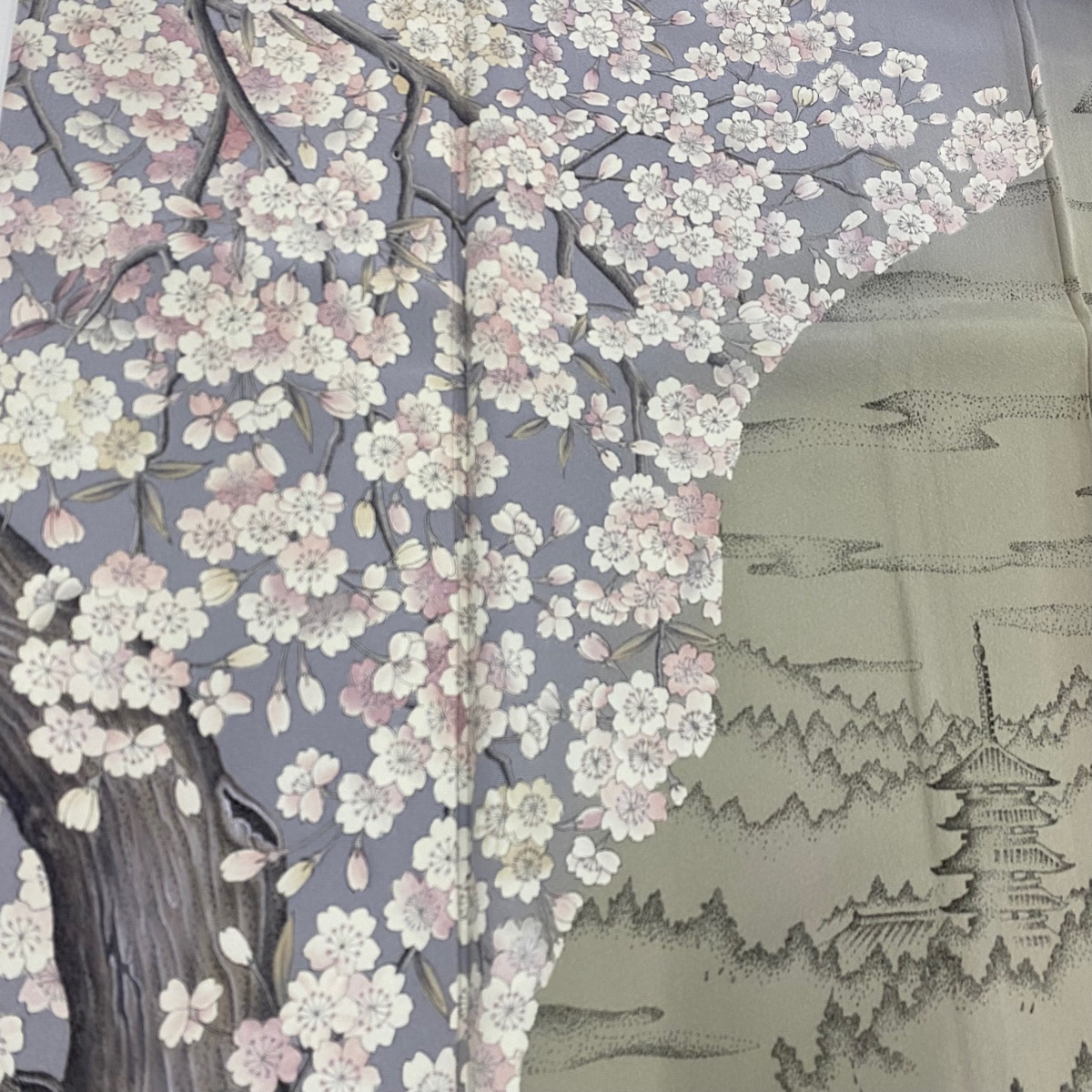 訪問着 身丈154cm 裄丈62.5cm S 袷 落款 桜 建物 灰紫 正絹 秀品 【中古】の画像4