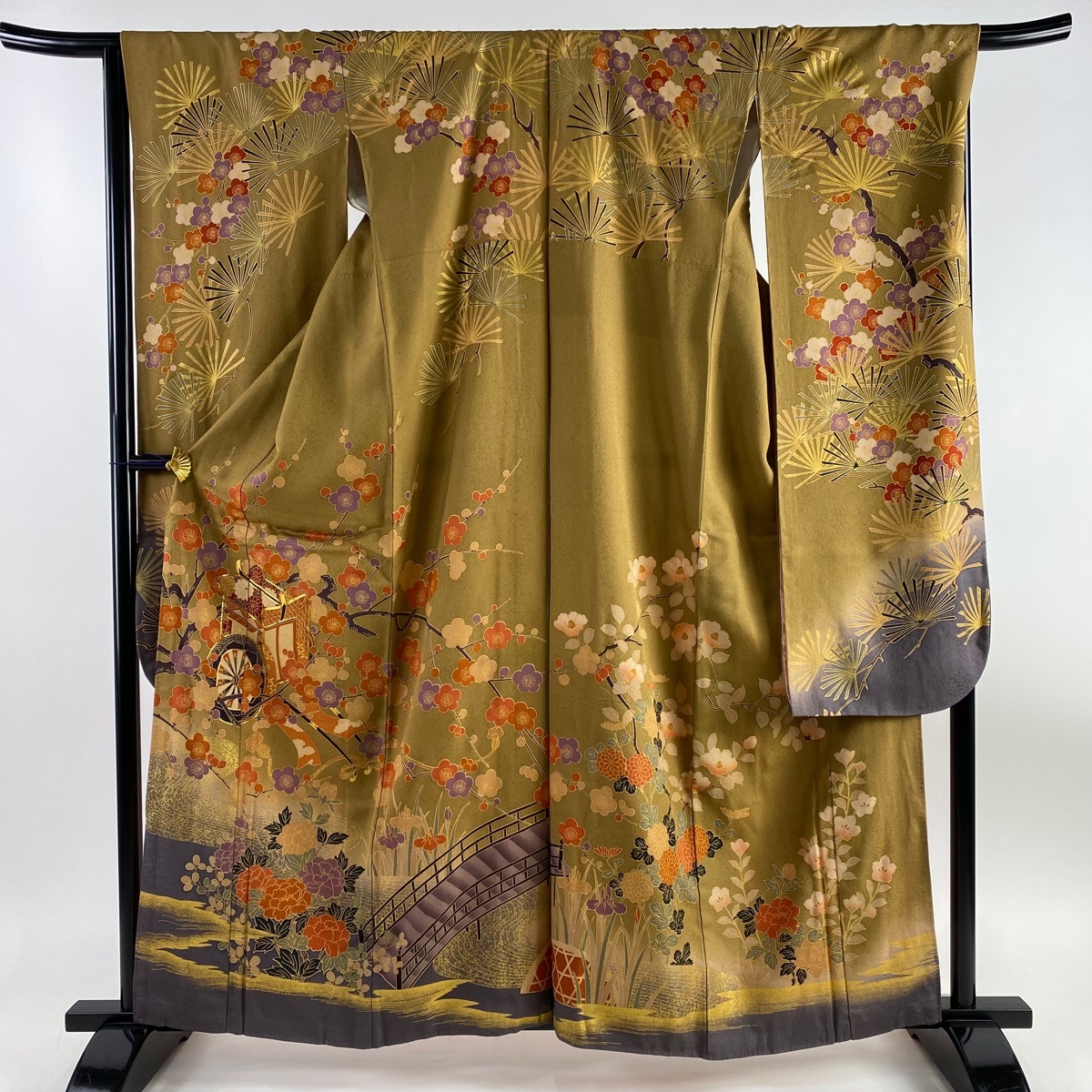  long-sleeved kimono length 162cm sleeve length 66cm M.. place car branch plum gold thread gold paint ocher silk preeminence goods [ used ]