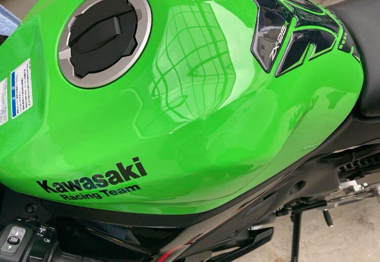 カワサキ ZX25R タンクパッド Kawasaki の画像6