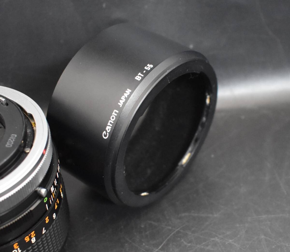 M4-27 Canon FD 85mm 1:1.8 S.S.C. キャノン カメラ レンズ / 55mm 1X スカイライト / レンズフード BT-55 現状品 保管品の画像10