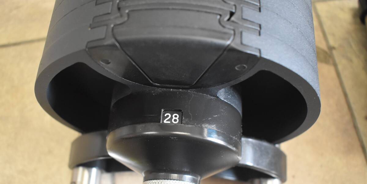 W4-103 【2点セット】 NUO FLEXBELL フレックスベル 32kg 4kg刻み 可変式ダンベル アジャスタブルダンベル トレーニング機器 現状品の画像9