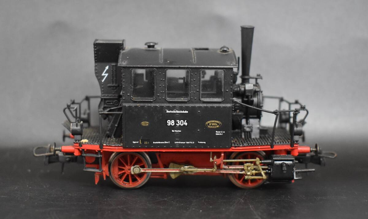 M4-34【ジャンク品】ROCO ロコ 鉄道模型 蒸気機関車 ドイツ 98 304 外国車両 詳細不明 動作未確認 コレクション 玩具 現状品の画像5