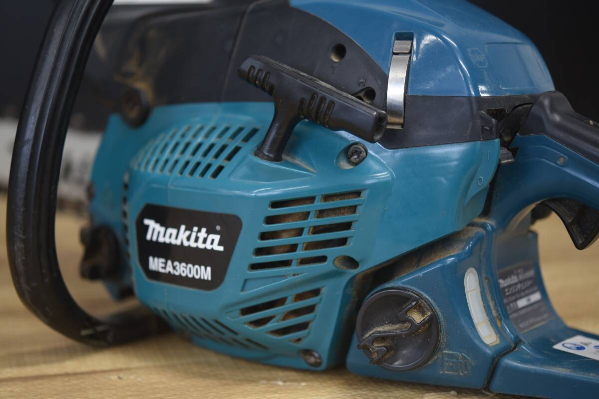 YKK4-40 現状品 makita マキタ エンジンチェーンソー MEA3600M 大工道具 電動工具 チェンソー 切断機 木工用 工具 動作未確認_画像4