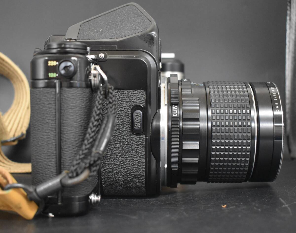 W4-61 ASAHI PENTAX アサヒ ペンタックス 6×7 中判フィルムカメラ SMC PENTAX-6×7 1:4 55mm 木製グリップ 付属品 動作未確認 現状品の画像6