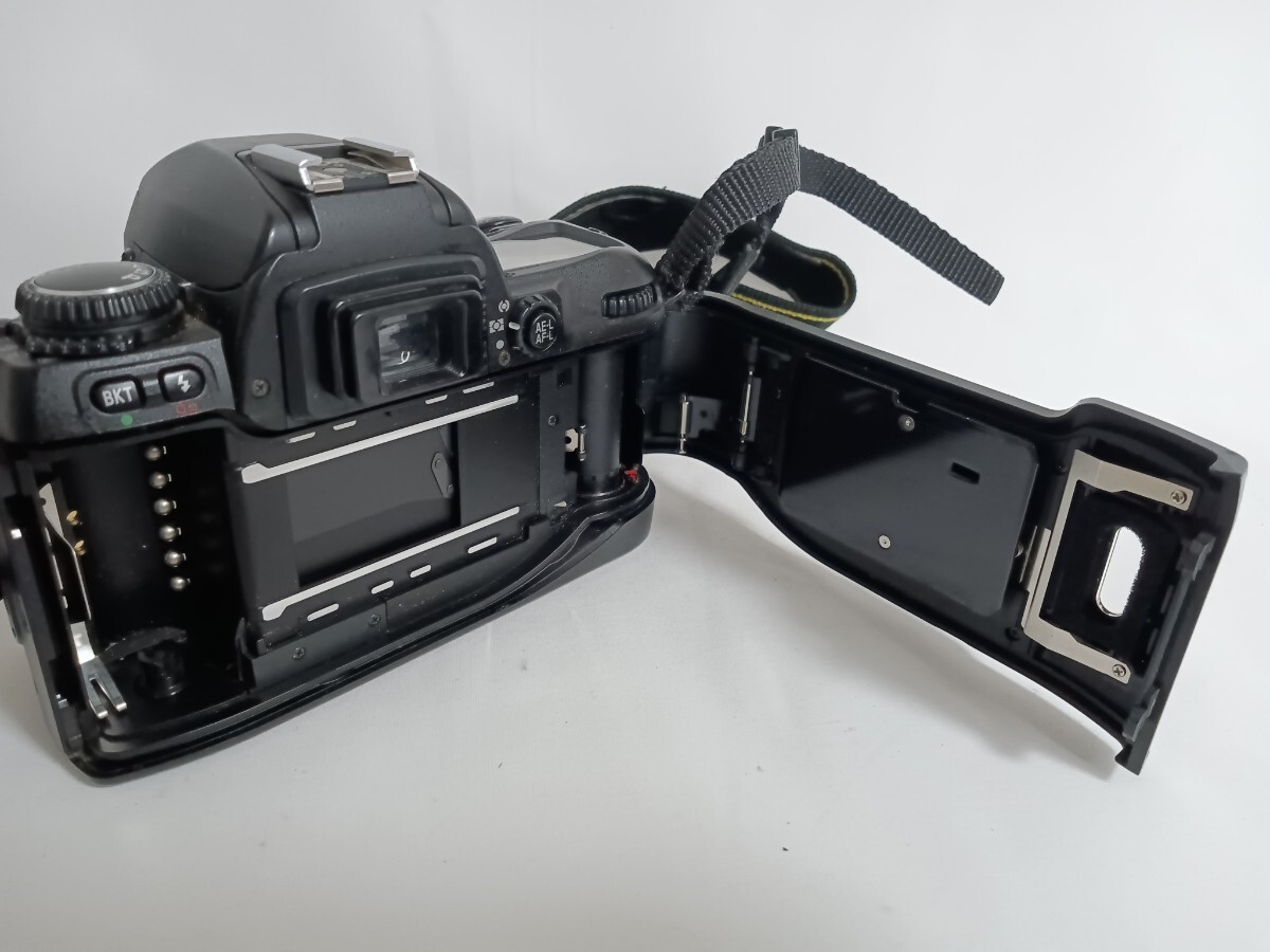 Nikon ニコン F80 フィルムカメラ Tokina AT-X AF Aspherical 24-200mm f/3.5-5.6　上21_画像6