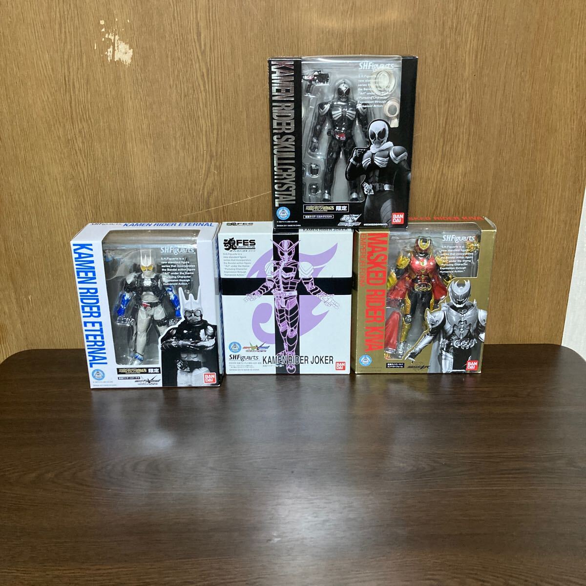 BANDAI S.H.フィギュアーツ 4点セット 仮面ライダー W ジョーカー キバ エターナル スカル まとめ売り バンダイ S.H.Figuarts _画像1