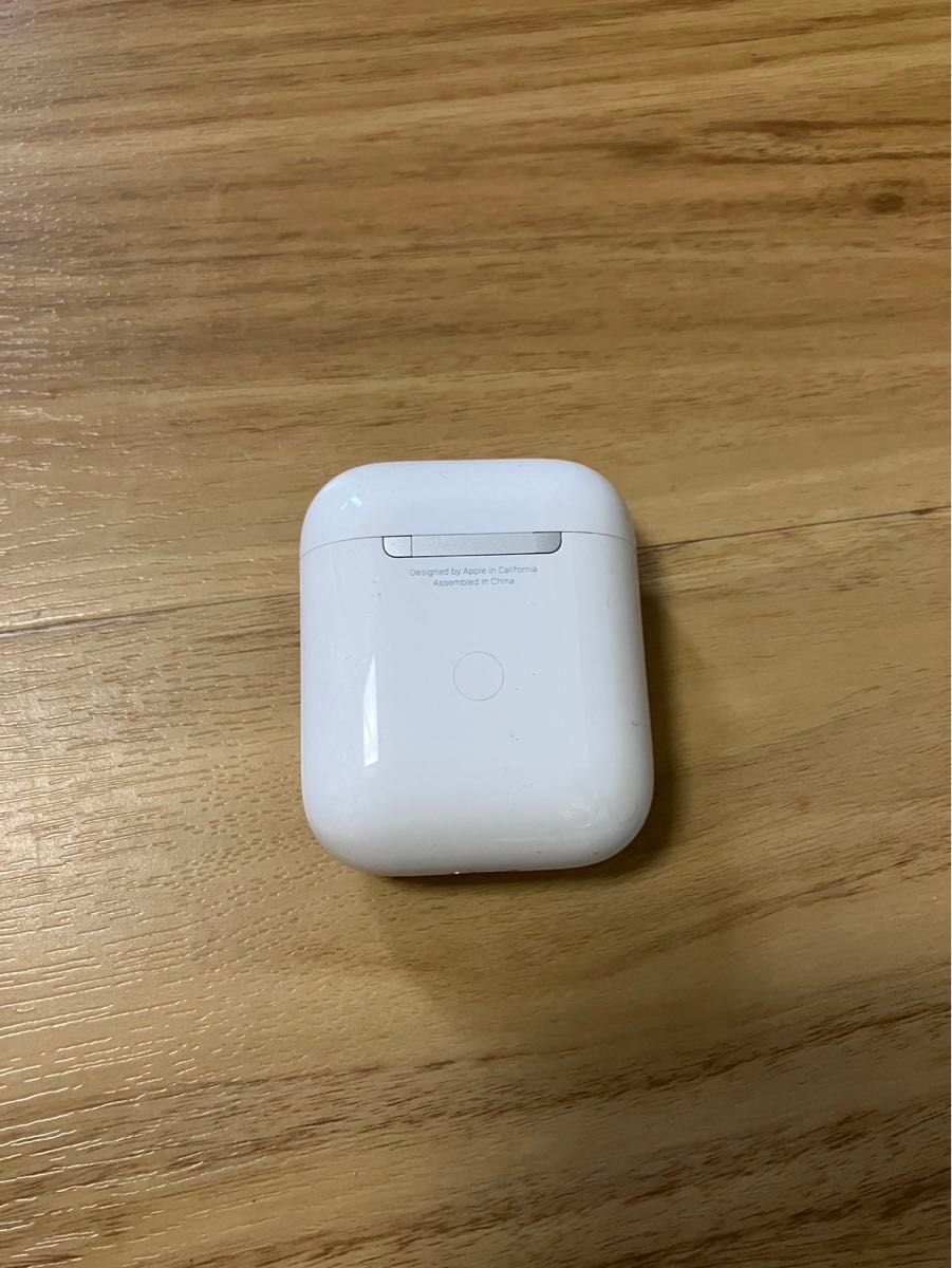 AirPods 第二世代　ケースのみ