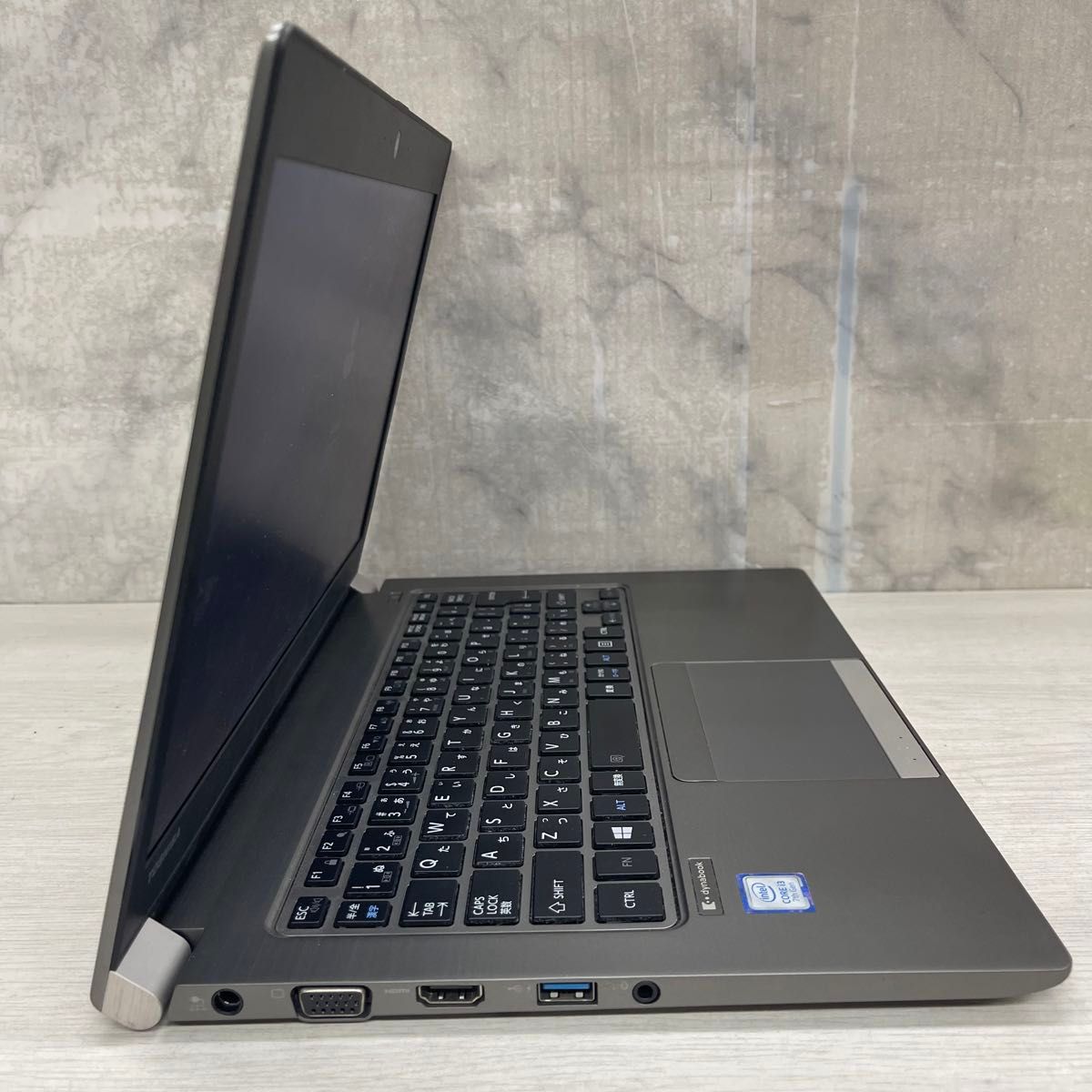 東芝 Dynabook T63/J Windows 11 Pro 7世代 Core i3-7100U 8GB SSD256GB 