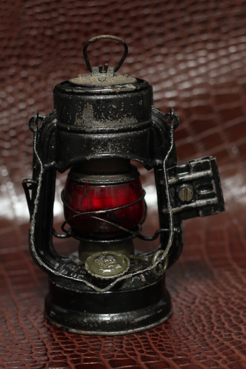 FEUERHAND 75 ATOM STK 純正赤ホヤ レッド ハリケーンランタン FEUERHAND 75 ATOM STK 純正赤ホヤ レッド ハリケーンランタン