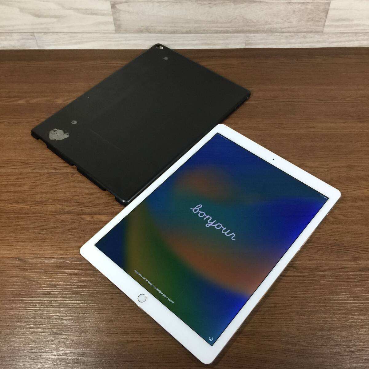 『ジャンク品扱い』Apple アップル iPad Pro 12.9インチ 128GB 第1世代 A1584 ML02J/A 現状品の画像1