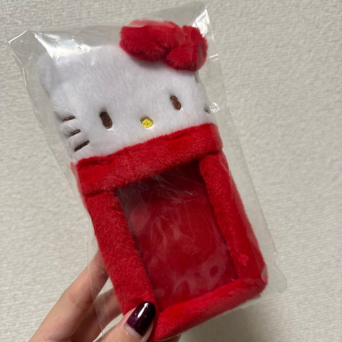 【サンリオ】ボア生地トレーディングカード用ホルダー(エンジョイアイドル) キティ