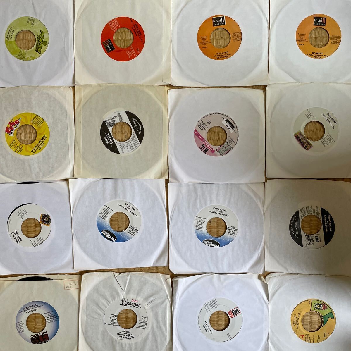 *[REGGAE45/DANCE HALL/125 sheets / large amount ]SEAN PAUL ELEPHANT MAN SIZZLA TOK WAYNE WONDER MAVADO LUCIANO MR. VEGAS BEENIE MAN