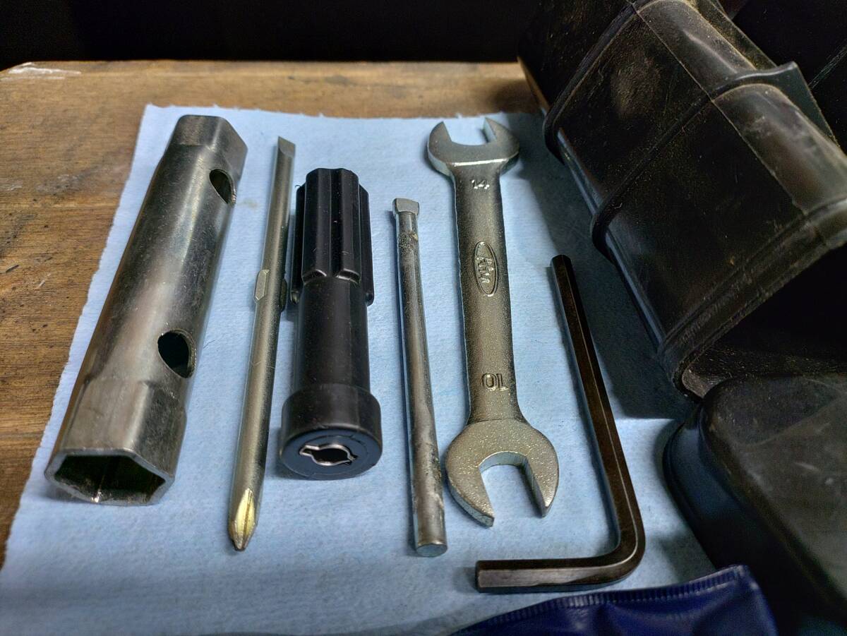  Monkey Z50J original loaded tool case tool box secondhand goods 