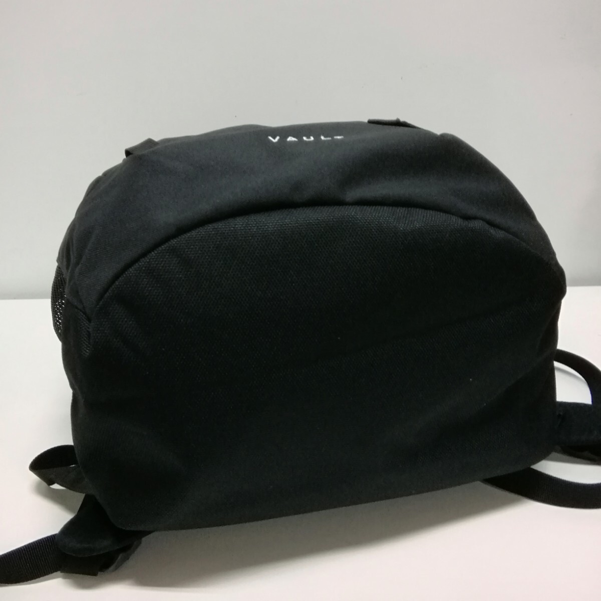 美品 THE NORTH FACE ノースフェイス リュック バックパック バッグ バック 鞄 ブラック VAULT ヴォルト 26L 約770g_画像5