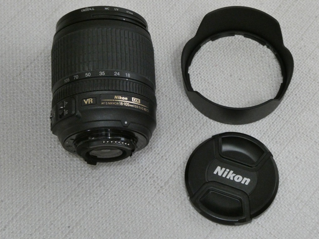 美品　ニコン　AF-S DX NIKKOR 18-105mm f/3.5-5.6G ED VR 極上 67mmMCフィルター付き_画像3