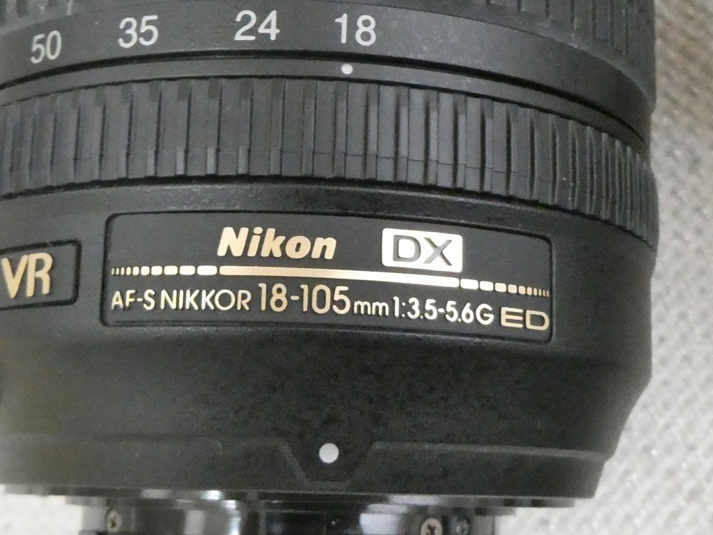 美品　ニコン　AF-S DX NIKKOR 18-105mm f/3.5-5.6G ED VR 極上 67mmMCフィルター付き_画像5