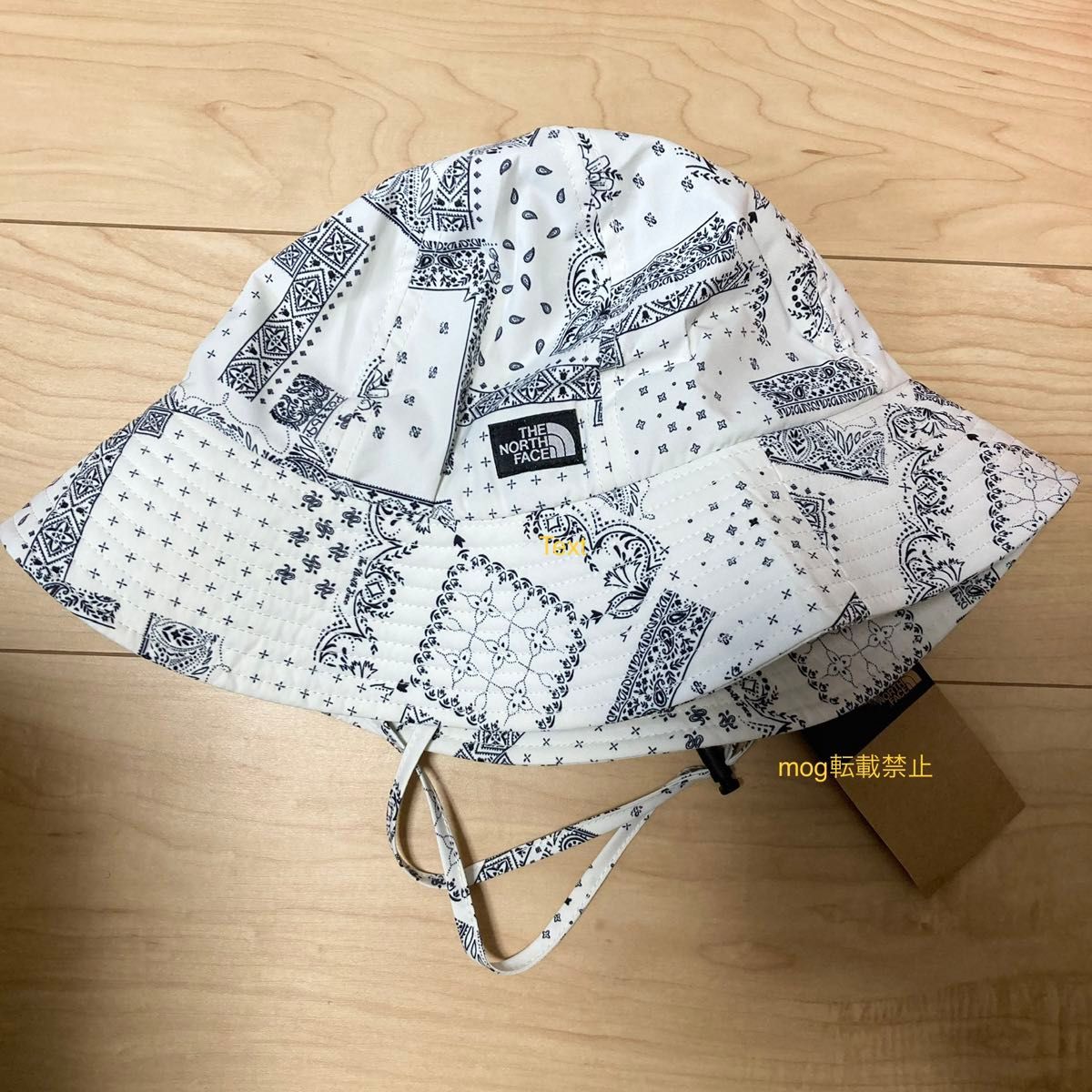 新品　Mサイズ　ノースフェイス  バンダナ柄　バケットハットTHE NORTH FACE