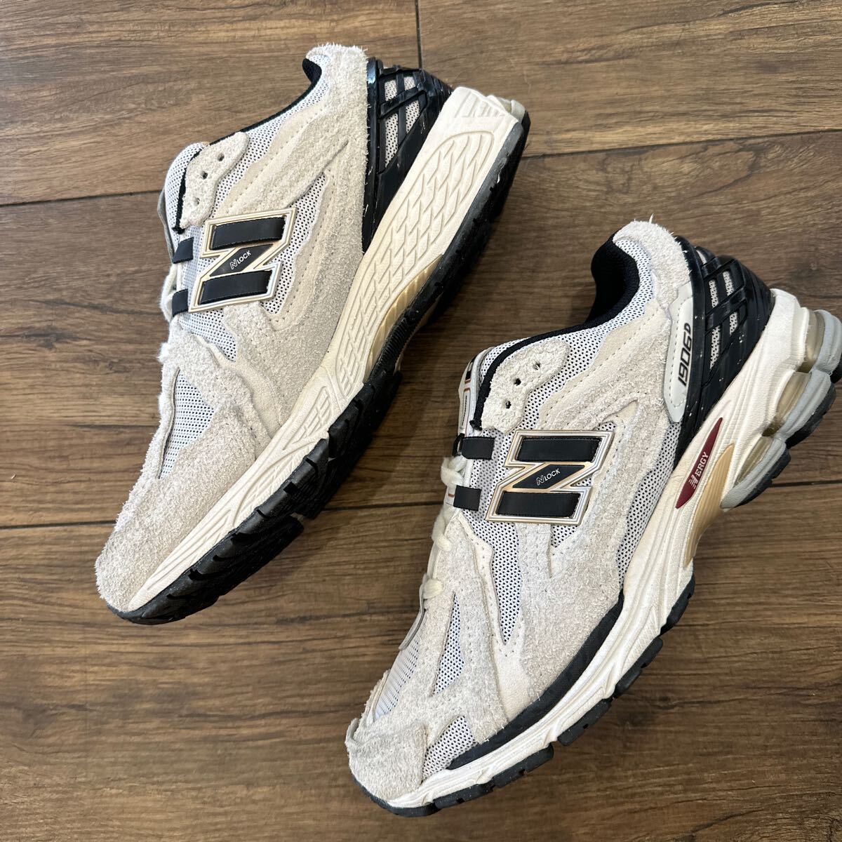 【end.公式オンライン購入】付属品完備【納品書付】NEW BALANCE Sneaker M1906DC US8.5 26.5cm程度 極美品 _画像3