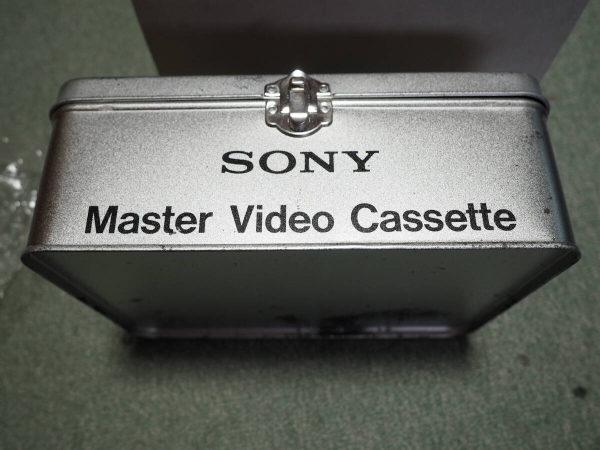未使用長期保管品非売品SONY MasterVideoCassetteユニポスカ８色セットボックス缶訳ありの画像2