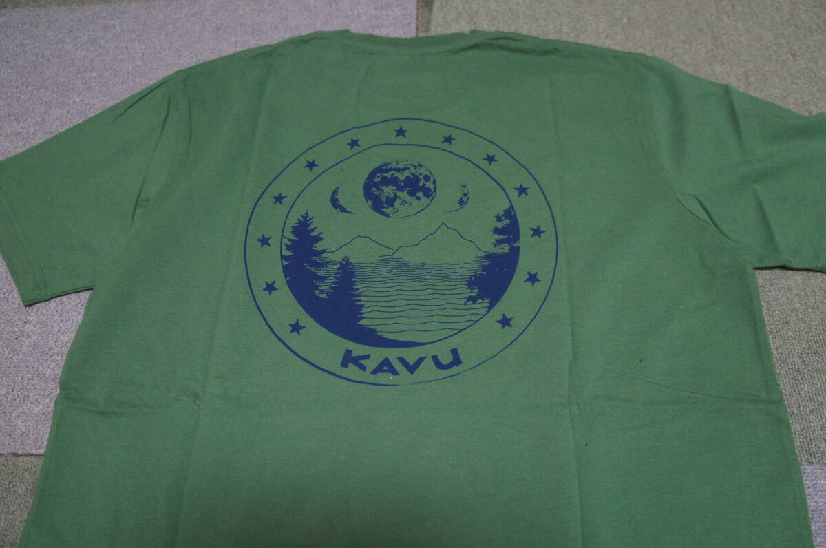 送込 新品 KAVU カブー 半袖Tシャツ 日本未発売 完売 MOON PHASE WAVE LIFE グリーン_画像8
