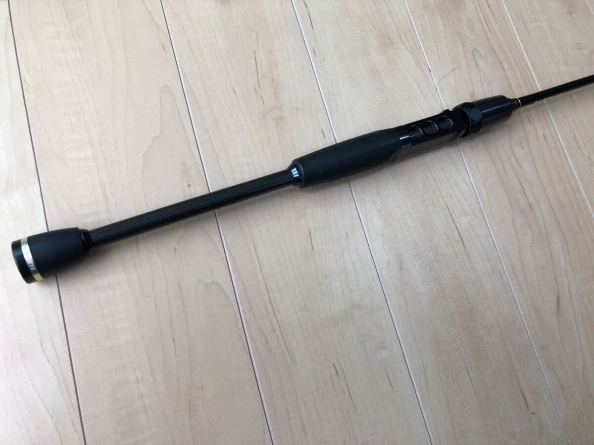 33250円 美品 黒鯛工房 カセ筏師 アスリート 大チヌ KM 180-210 33250円 美品 黒鯛工房 カセ筏師 アスリート 大チヌ KM 180-210