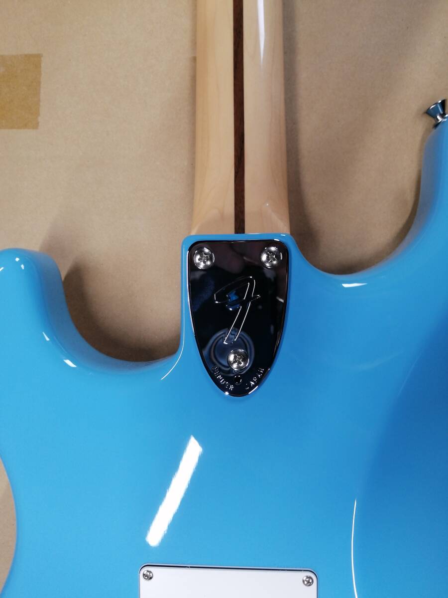 Fender Made in Japan Limited International Color Stratocaster Maui Blue/MN(新個品）_画像5