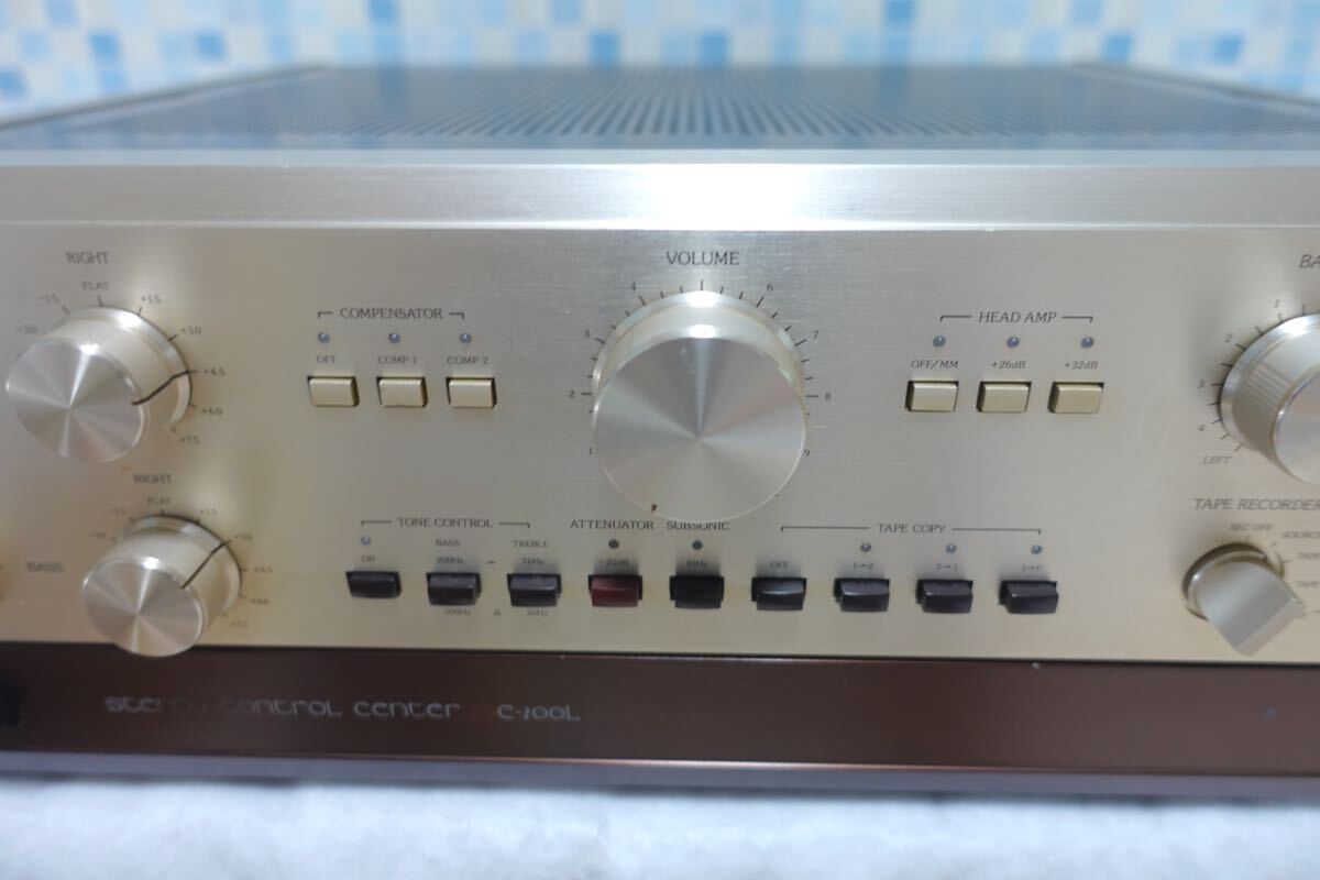Accuphase アキュフェーズ コントロールアンプ C-200L 動作品_画像3