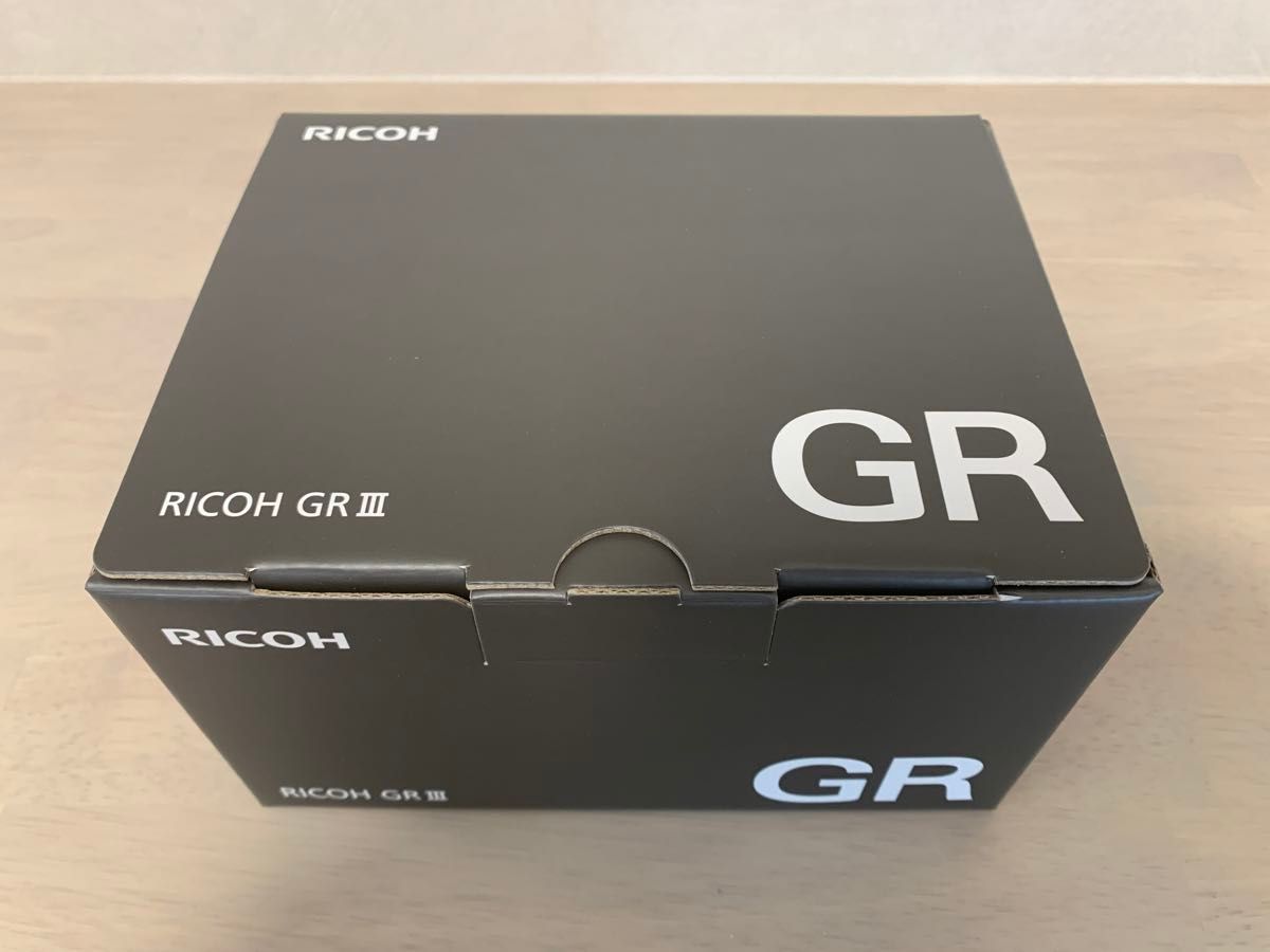 【送料無料・24時間以内発送】新品未使用 RICOH GR III 