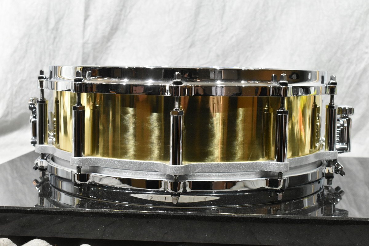 Pearl/パール スネアドラム FREE FLOATING SYSTEM SNARE DRUM Brass Shell 14インチの画像2