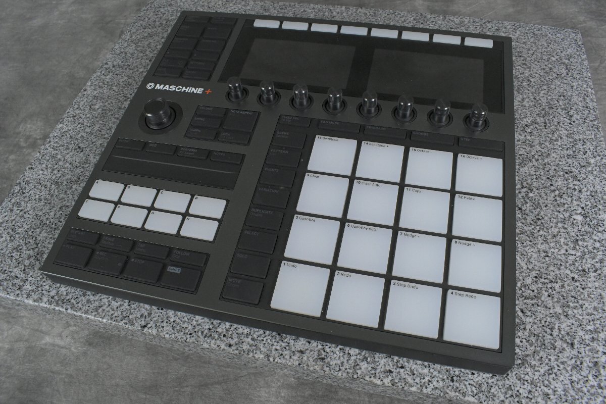 Native Instruments MASCHINE PLUS HW スタンドアローン【現状渡し品】★Fの画像1